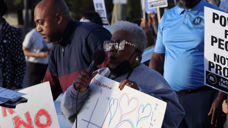 Community conversation with or without Metrobloks